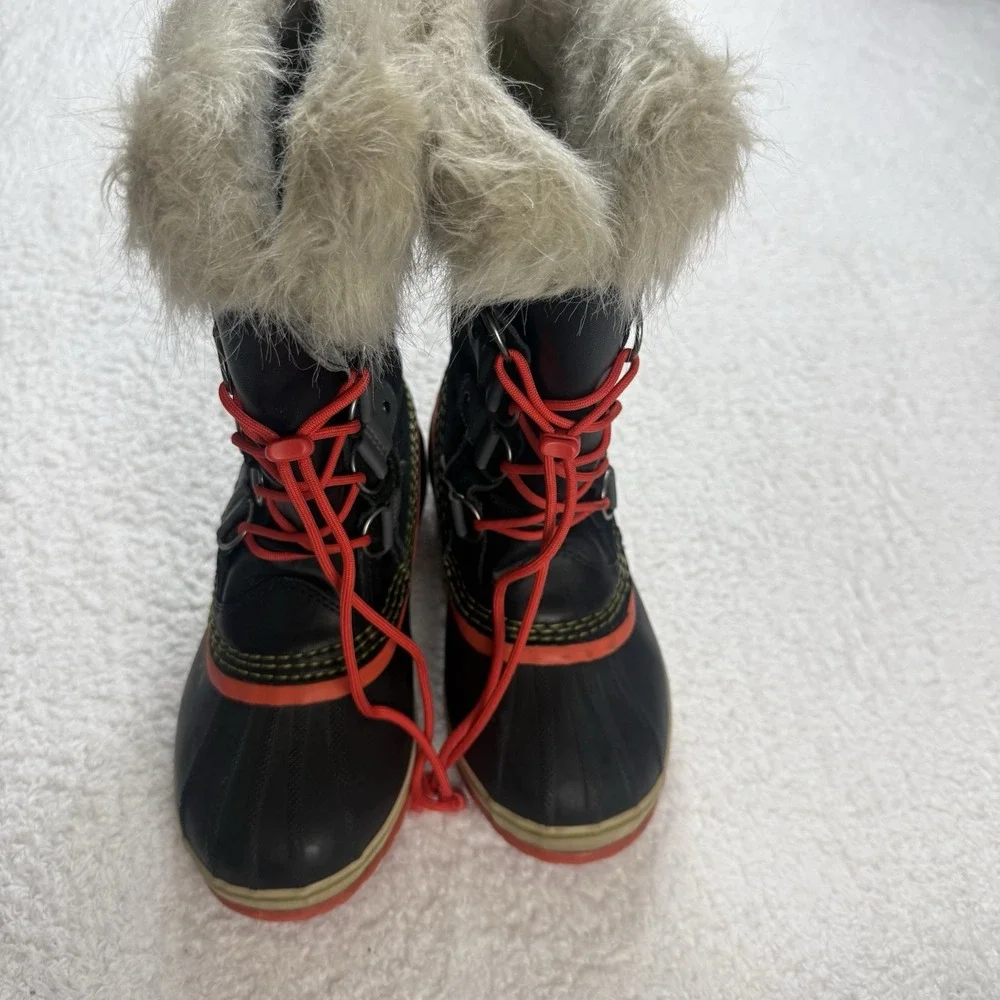 Sorel Joan of Artic Waterproof Boots Orange Black Faux Fur size‎ 5 Youth/ 7 WMN